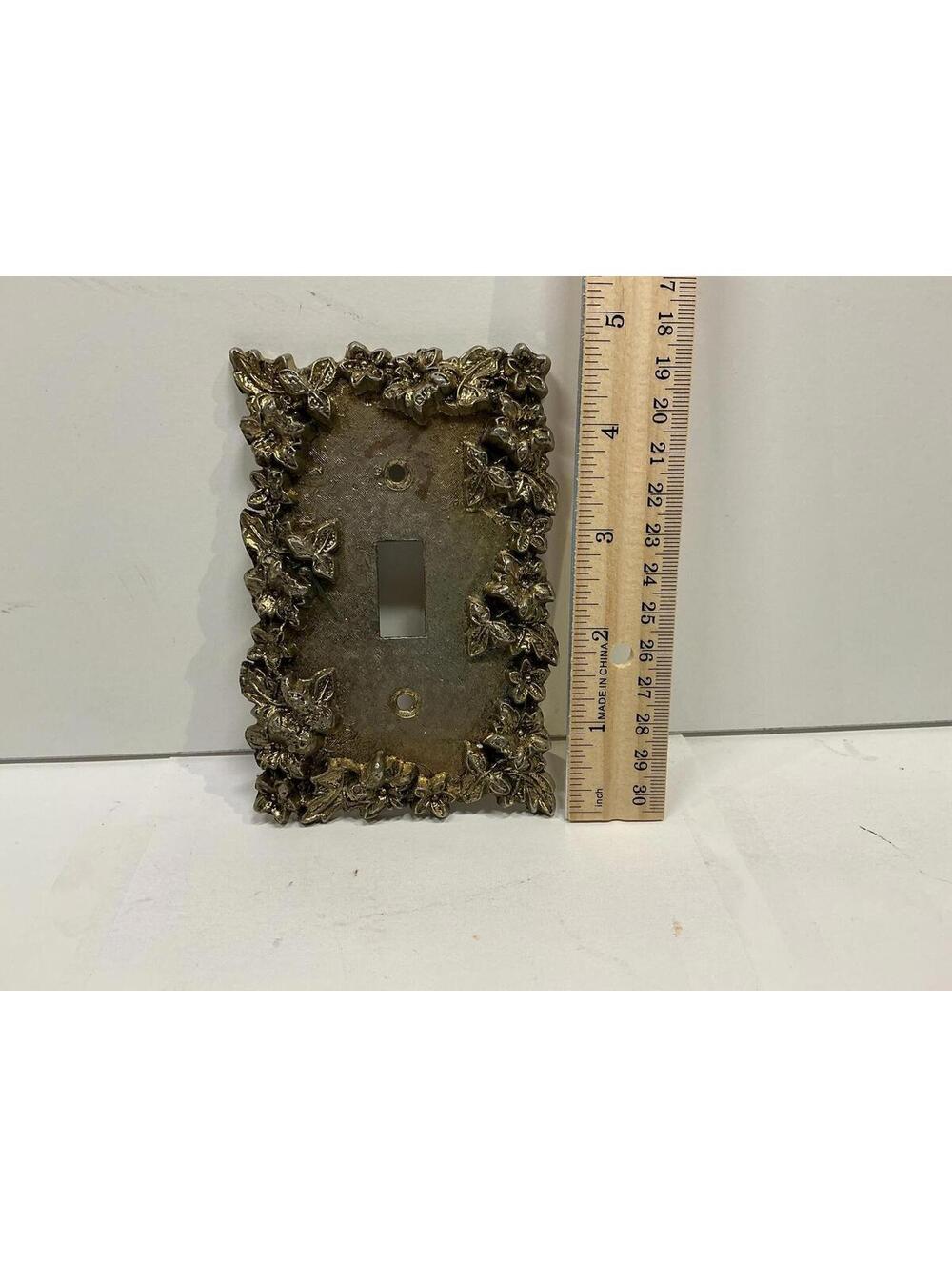 Vintage Ornate Floral Metal Light Switch Cover Plate Single Toggle Brass Tone